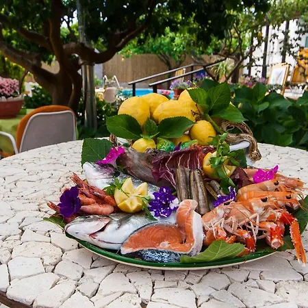 Hotel La Rondinella Forio di Ischia